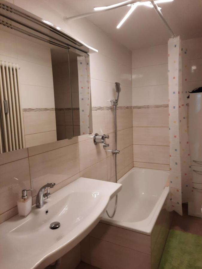 Moderne 3Zimmer Wohnung, In Koenigsbrunn Bei Augsburg Экстерьер фото