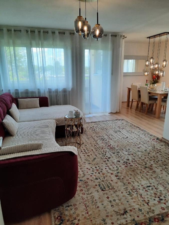 Moderne 3Zimmer Wohnung, In Koenigsbrunn Bei Augsburg Экстерьер фото